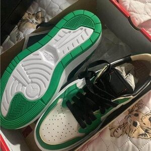 Elevate low Jordan (green 6.5)